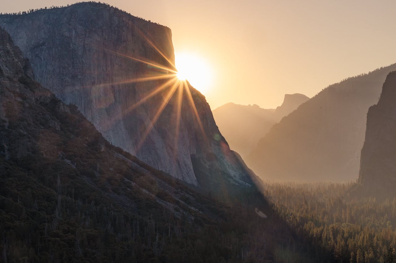 sunrise at yosemite 17582067