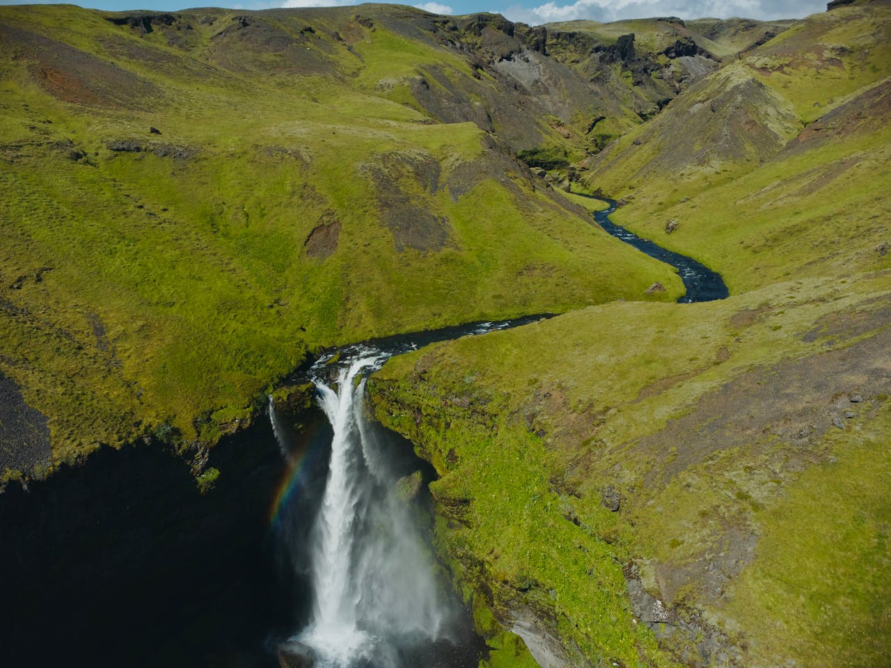 waterfall in iceland 27575589